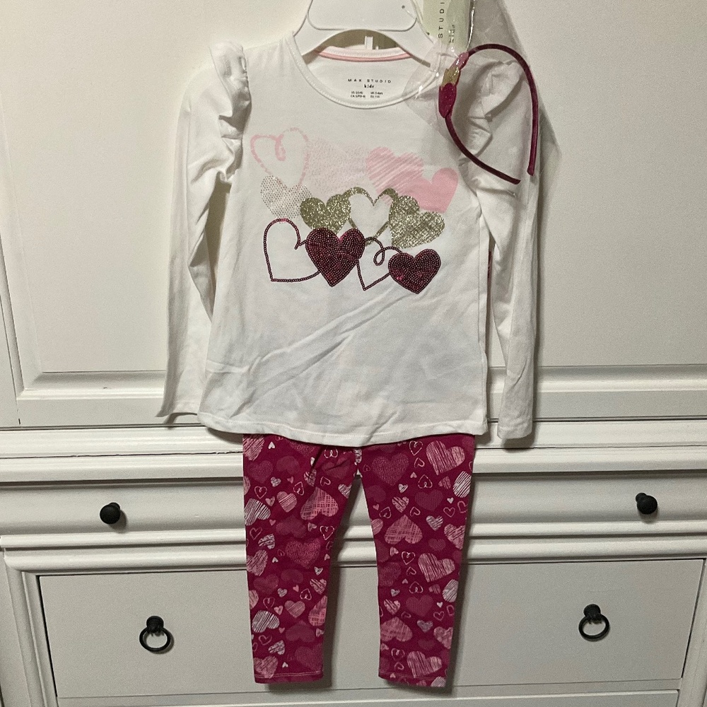 Max Studio kids NWT Girls 5/6 , 3 pc outfit, top, pants, headband, so cute!